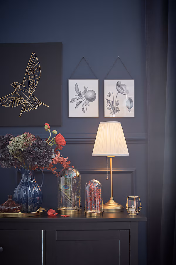 arstid-table-lamp-brass-white__0963368_ph170137_s5